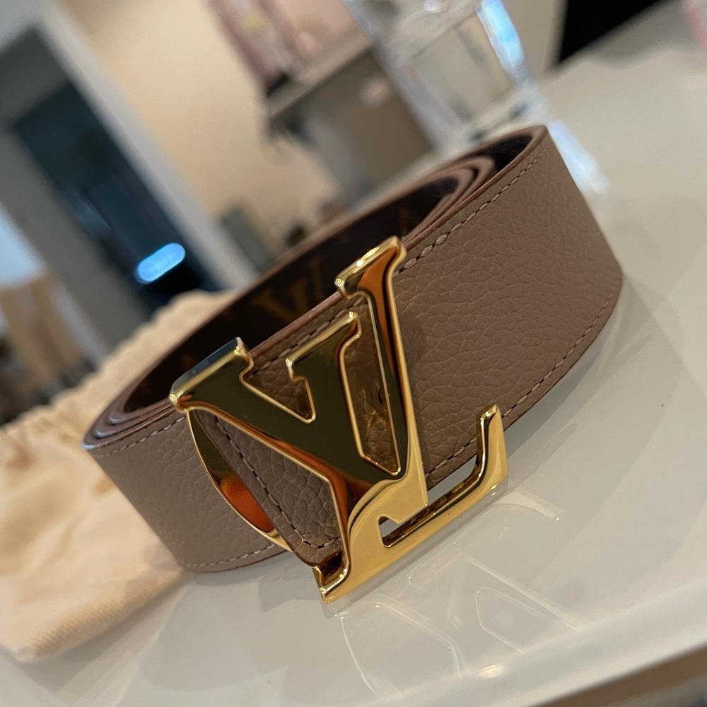 Louis Vuitton Reversible Belt!